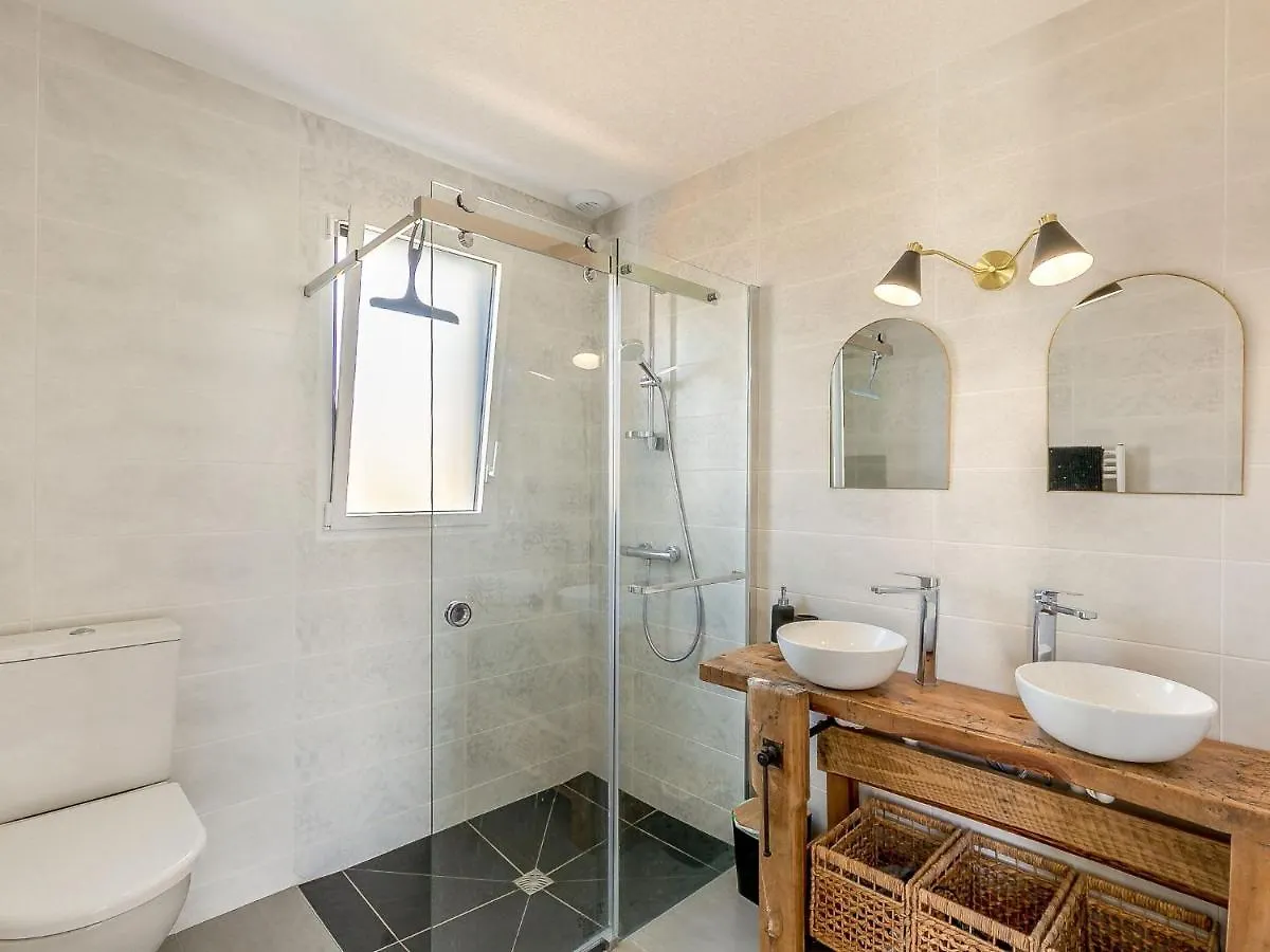 Holiday Home Les Lagons Du Lividic By Interhome Plouneour-Trez